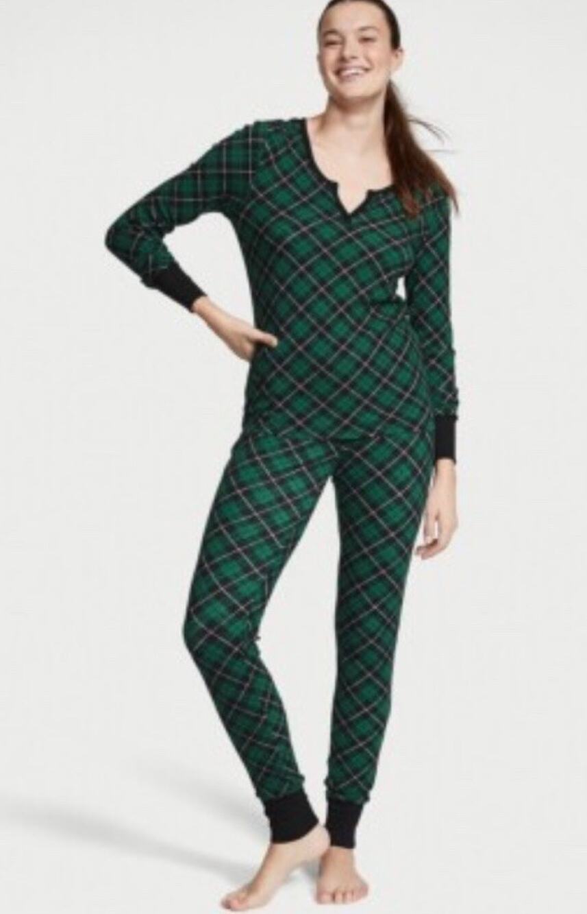 Victoria's Secret Thermal Long Pajamas Set Green/Black Plaid VS121 PJs New Sz M
